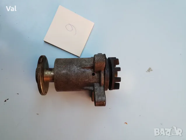 Водна помпа за москвич 2140