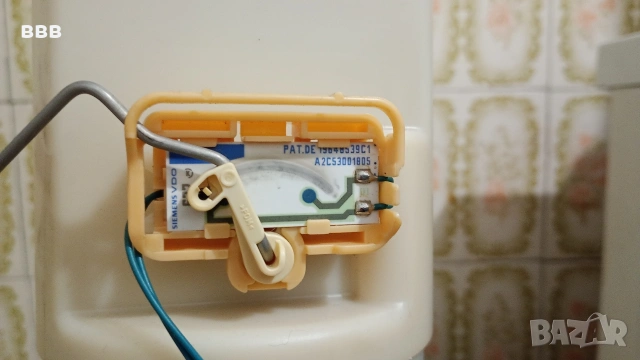 Бензинова помпа за Мерцедес А клас W169, снимка 2 - Части - 53419040