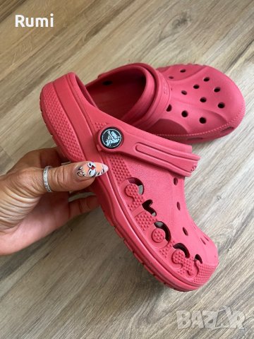 Оригинални юношески тъмно червени чехли Crocs ! 34-35 н, снимка 2 - Детски сандали и чехли - 41343103