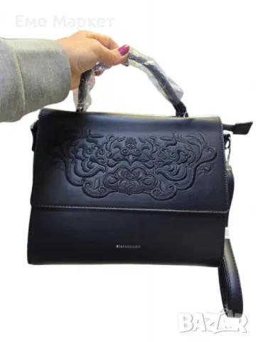 Стилна дамска чанта с капак и флорална бродерия, снимка 4 - Чанти - 50108271