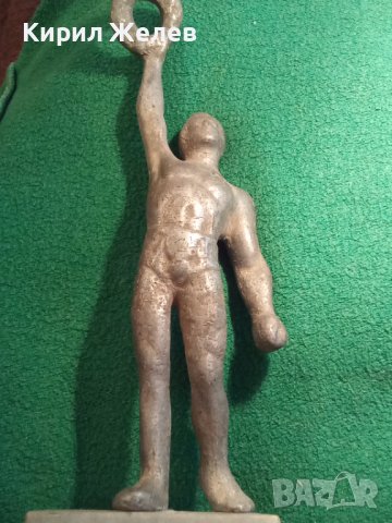 СТАРА МЕТАЛНА СТАТУЕТКА СПОРТИСТ ШАМПИОН МАЙСТОРСКА РЪЧНА АРТ ИЗРАБОТКА 28702