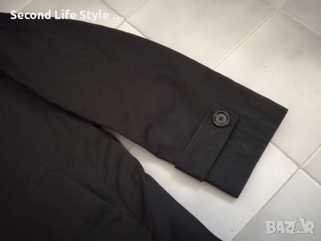 Hugo Boss оригинално мъжко водоустойчиво яке палто р-р XXL (EU 54), снимка 2 - Палта - 53727318