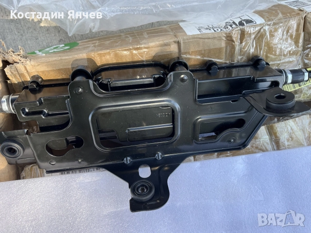 Електическа ръчна спирачка Hyundai Santa Fe ,Kia sorento, снимка 8 - Части - 55939559
