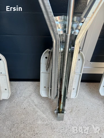 Комплект крака AL-KO (оригинални) Краката са свалени от чисто нова Каравана FENDT DIAMANT 560 -2024 , снимка 7 - Аксесоари и консумативи - 51241782