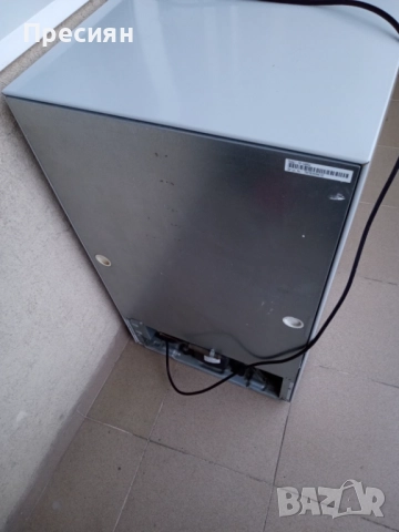 Продавам хладилник Daewoo FR-146RSV за ремонт или части, снимка 3 - Хладилници - 52469213