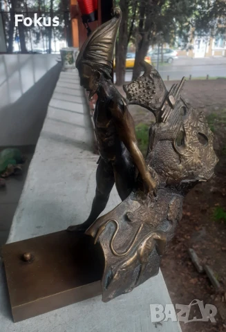 Страхотна бронзова пластика на воин фигура статуетка бронз, снимка 2 - Антикварни и старинни предмети - 50966429