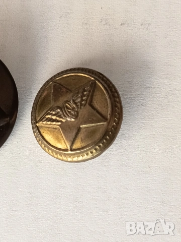 Военни копчета пет вида, снимка 5 - Колекции - 23680271