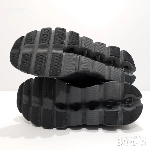 On Cloud Running Cloudswift Оригинални Маратонки Като Нови 41.5-42, снимка 6 - Маратонки - 52887779