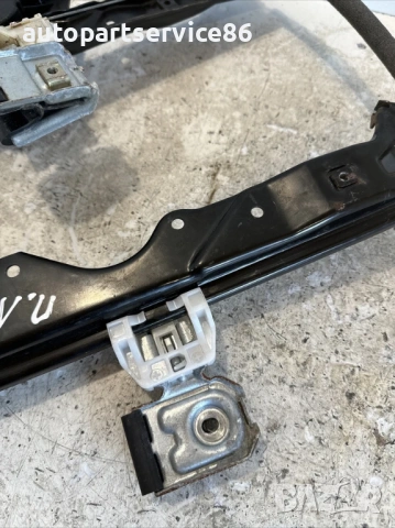 Преден ляв регулатор и мотор за стъкло за Jeep Grand Cherokee (2006) 04589171AC, снимка 2 - Части - 53510244