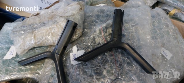 крачета. за телевизор SAMSUNG модел UE43RU7102K