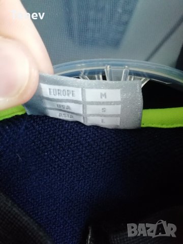 Оригинално горнище Hummel Размер М, снимка 3 - Спортни дрехи, екипи - 35905007