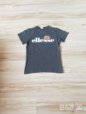 Оригинална дамска тениска Ellesse, снимка 1 - Тениски - 36336540