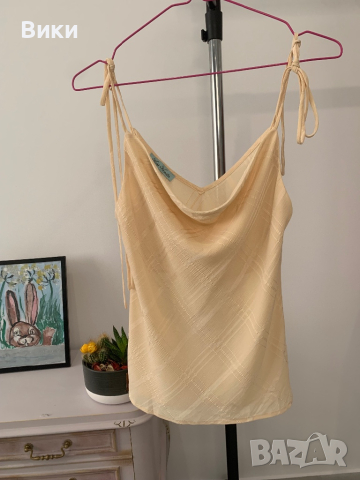 Дамски топ в размер S, снимка 2 - Корсети, бюстиета, топове - 44829442