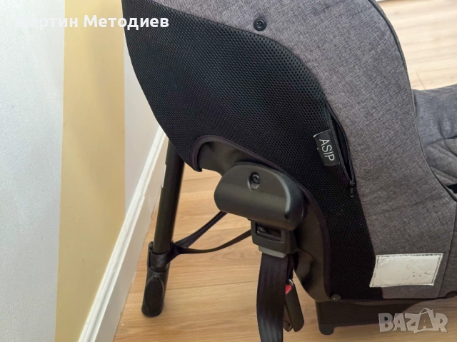 Детско столче Axkid Minikid 2 (0-25кг), снимка 5 - Столчета за кола и колело - 53589304