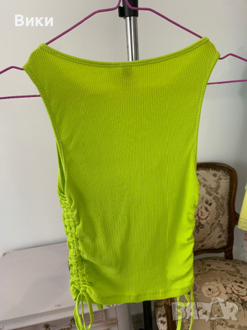 Дамски топ в размер S, снимка 7 - Корсети, бюстиета, топове - 44728414