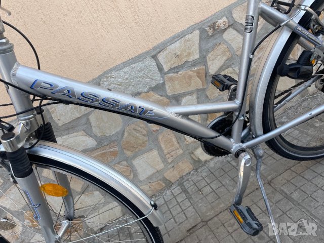 Алуминиев дамски градски велосипед 28 цола, снимка 3 - Велосипеди - 39960807