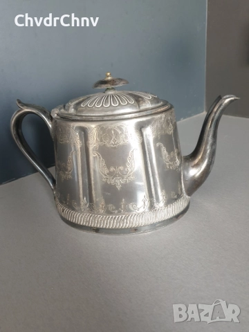 Стар английски посребрен чайник 26см