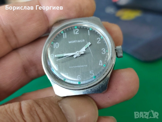 Механичен часовник Mortimer