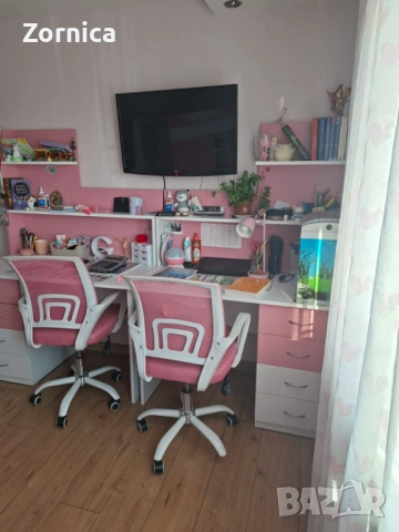 Поръчково обзавеждане за момичешка детска стая, с тайно скривалище