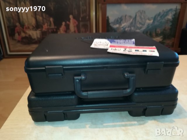 behringer куфари за микрофони 0402221924, снимка 3 - Микрофони - 35674544