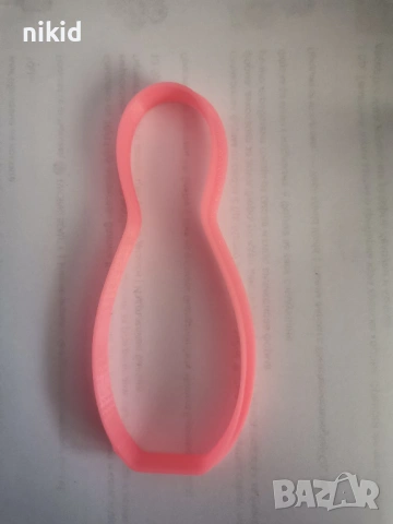 Кегла Бухалка Боулинг пластмасов резец форма фондан тесто бисквитки резци, снимка 2 - Форми - 53520593