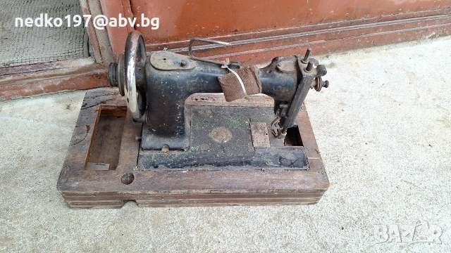 продавам стари шевни машини за ремонт и за резервни части, снимка 8 - Колекции - 53474717