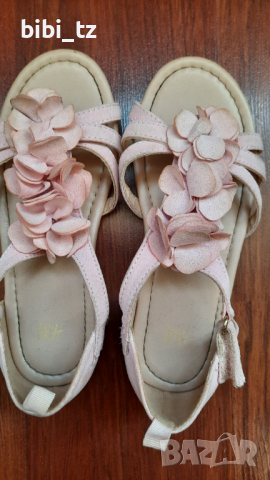 Сандали H&M , снимка 3 - Детски сандали и чехли - 36273851