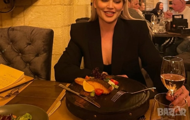 Дамски комплект сако и панталон, снимка 3 - Костюми - 51715121