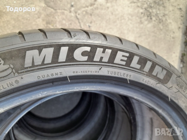Продава две гуми 245 40 19 цола,Мишелин,ДОТ 2022 г., снимка 3 - Гуми и джанти - 53799050