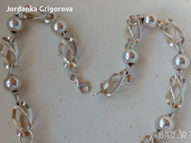 Сребърно колие с топчета, снимка 2 - Колиета, медальони, синджири - 47809813