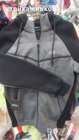 Продавам мъжки суичър в черно и сиво , снимка 4 - Суичъри - 44827449