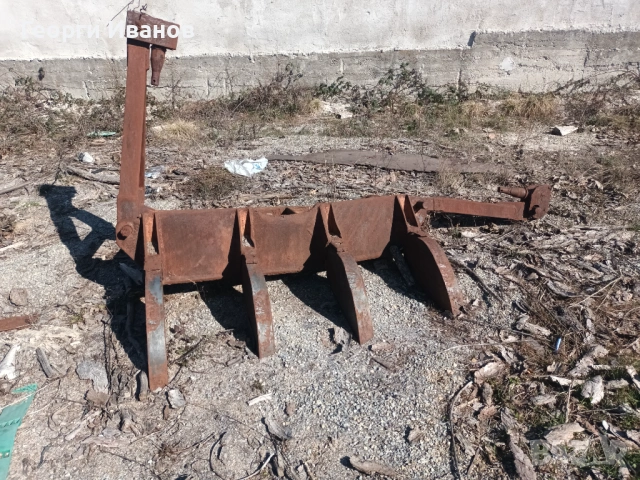 Булдозер Т130 Изкоренител, снимка 6 - Индустриална техника - 53855330