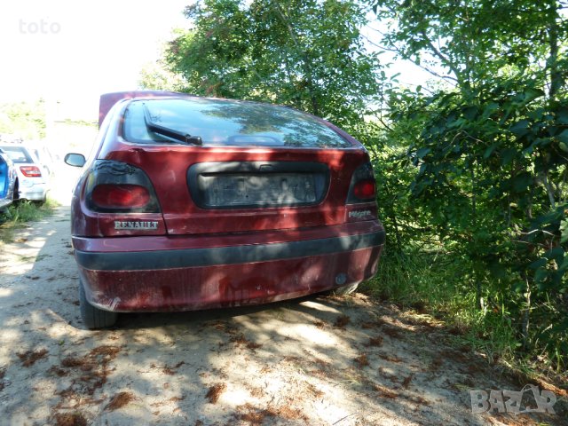 Renault Megane 1.6, снимка 4 - Автомобили и джипове - 40992765