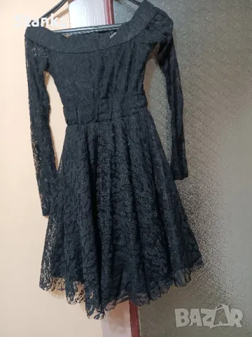 Дамски рокли- малки номера, снимка 11 - Тениски - 49722549