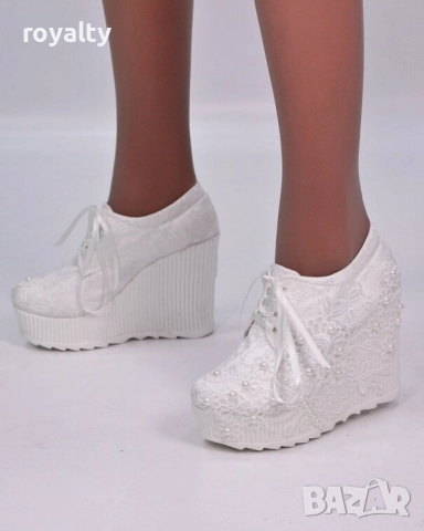Обувки на платформа - бели, снимка 3 - Дамски елегантни обувки - 52074082