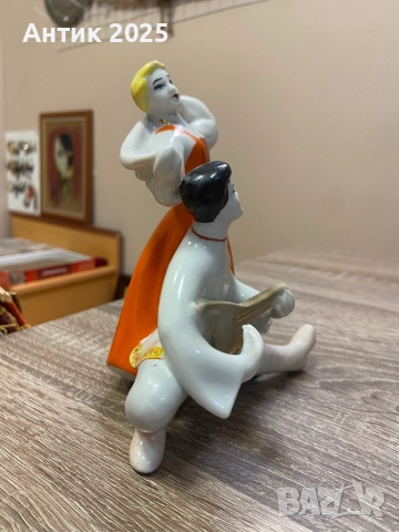 Винтидж съветска порцеланова фигурка „Руски танц“, снимка 3 - Антикварни и старинни предмети - 51940427