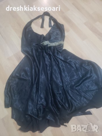 Черна сатенена рокля с прехвърляне, снимка 2 - Рокли - 44247489