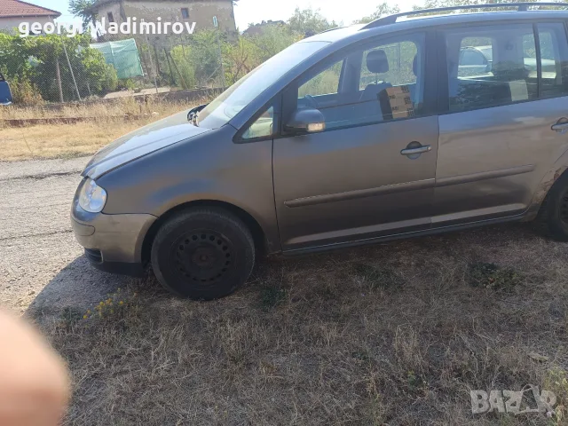 НА ЧАСТИ vw touran 1.9 tdi 101 HP 6 скорости, снимка 5 - Автомобили и джипове - 55823059