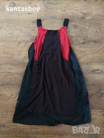 desigual - страхотна рокля КАТО НОВА, снимка 10 - Рокли - 39971968