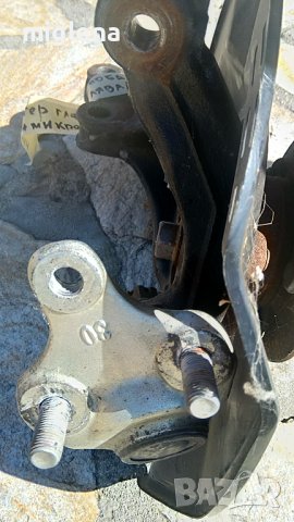 nissan micra K17-шенкел  с лагер главина преден ляв, снимка 5 - Части - 40355187