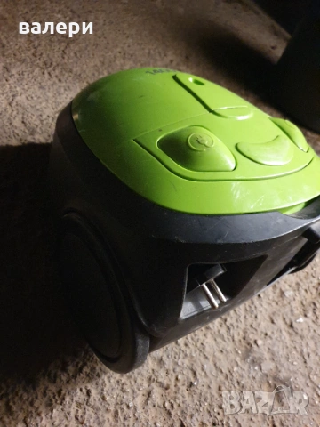 работеща прахосмукачка, снимка 2 - Прахосмукачки - 53870702