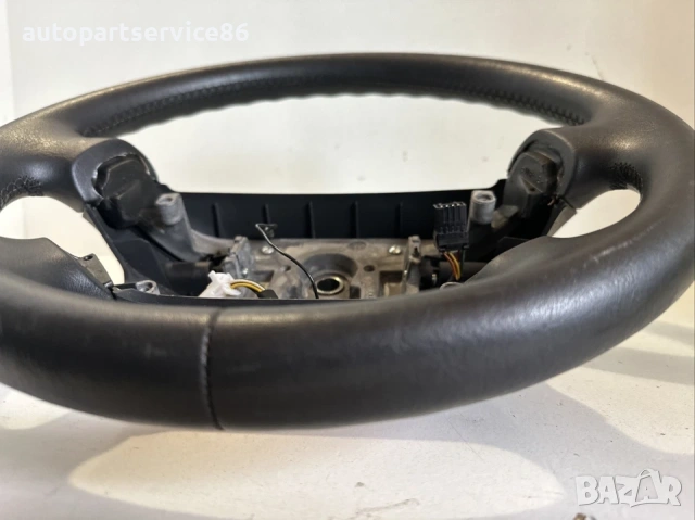 Волан черна кожа за KIA Carnival 2.9 CRDi (2006–2012), снимка 2 - Части - 53217977