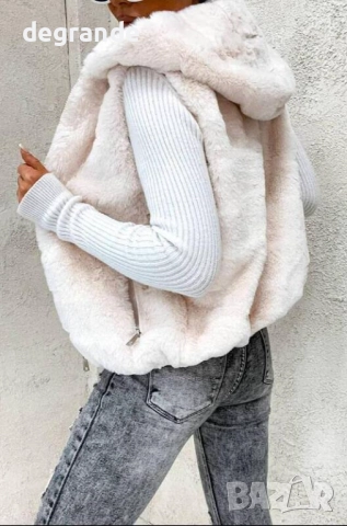 Пухкав елек наличен в  Екрю Розов Син Бежов цвят, снимка 5 - Елеци - 51466538