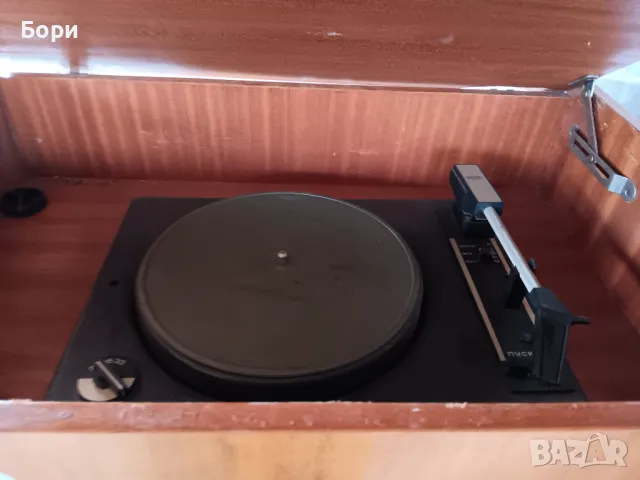 Респром А-104 Радиограмофон, снимка 5 - Радиокасетофони, транзистори - 48657014