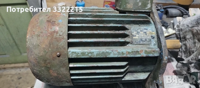 Двигател от струг СУ 203,2.2KW/1420, снимка 2 - Резервни части за машини - 53419096