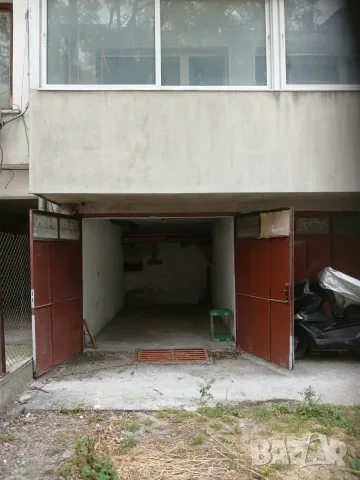 Продавам самостоятелен гараж 13.28кв.м. в центъра на Варна