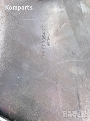 Оригинална задна броня за Peugeot 308 SW 2015 9800996477, снимка 2 - Части - 41824403