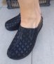 Черни дамски чехли с бродерия на ток 5см, снимка 1