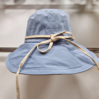 Красива дамска шапка с панделка в модерни нежни цветове, снимка 6 - Шапки - 44742755