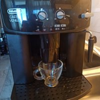 Кафеавтомат Делонги Кафе Венеция, работи отлично и прави хубаво кафе и капучино , снимка 5 - Кафемашини - 41469093